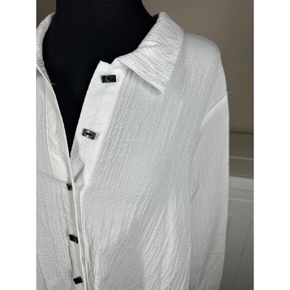 Habitat Pucker Weave White Long Sleeve Loose Fit Blouse Top Toggle Buttons Sz M - Picture 4 of 15